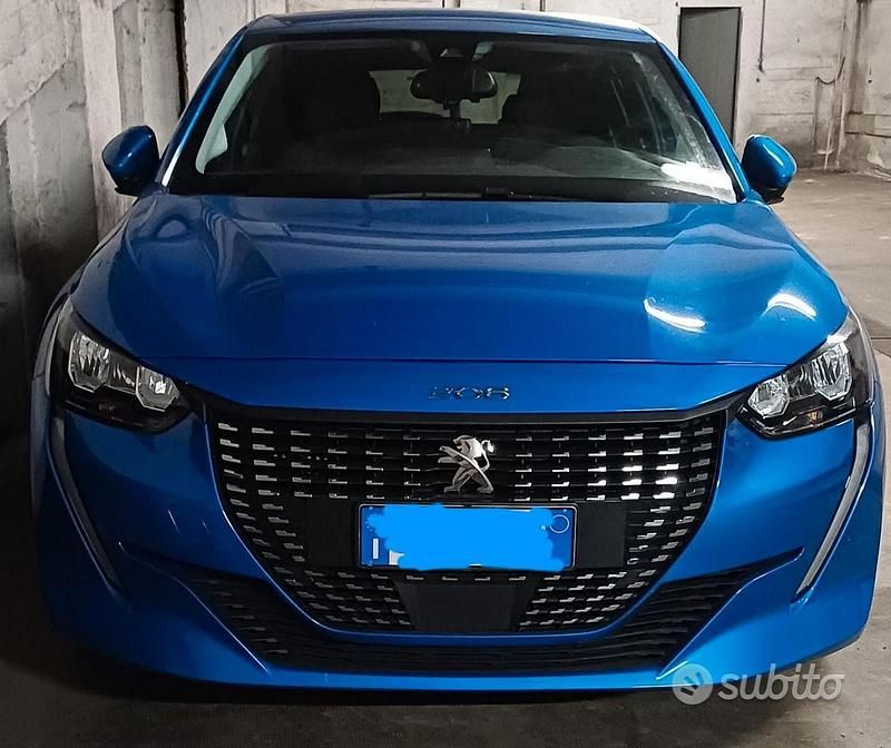 Usata Peugeot 208 Allure 101 CV (74 kW) 2021 Blu Utilitaria