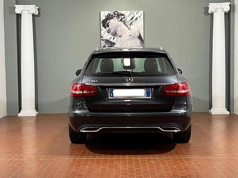 Usata Mercedes C220 170 CV (125 kW) 2016 Grigio Station wagon