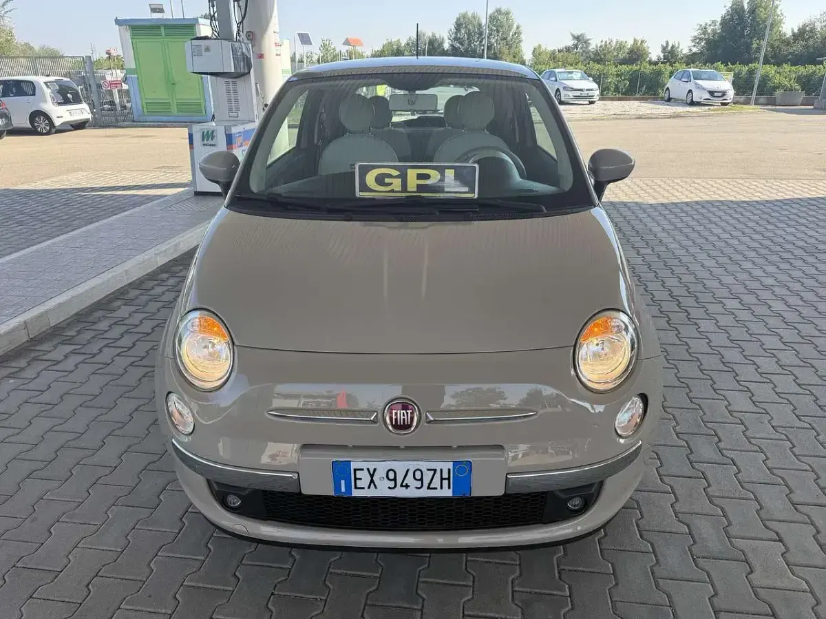 Usata Fiat 500 Lounge 69 CV (50 kW) 2015 Beige Berlina