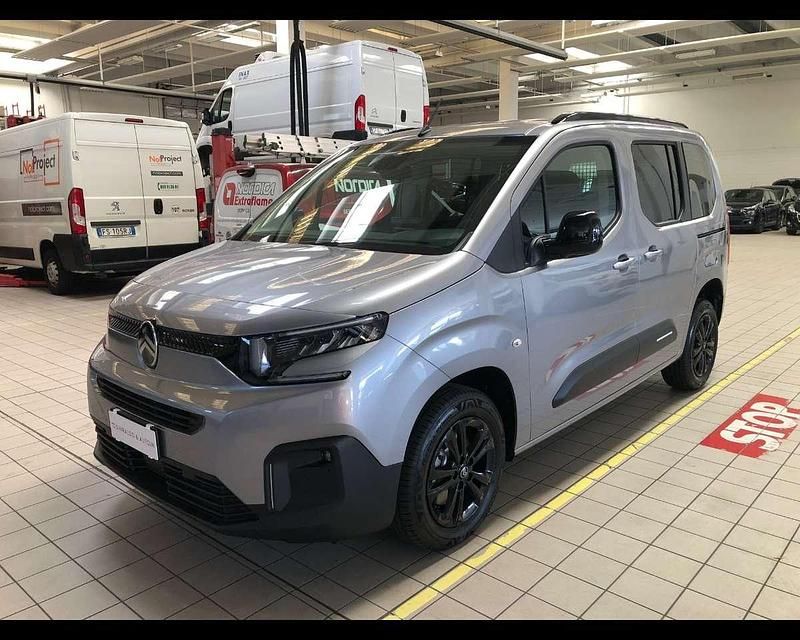 Nuova Citroën Berlingo 131 CV (96 kW) 2026 Grigio Monovolume