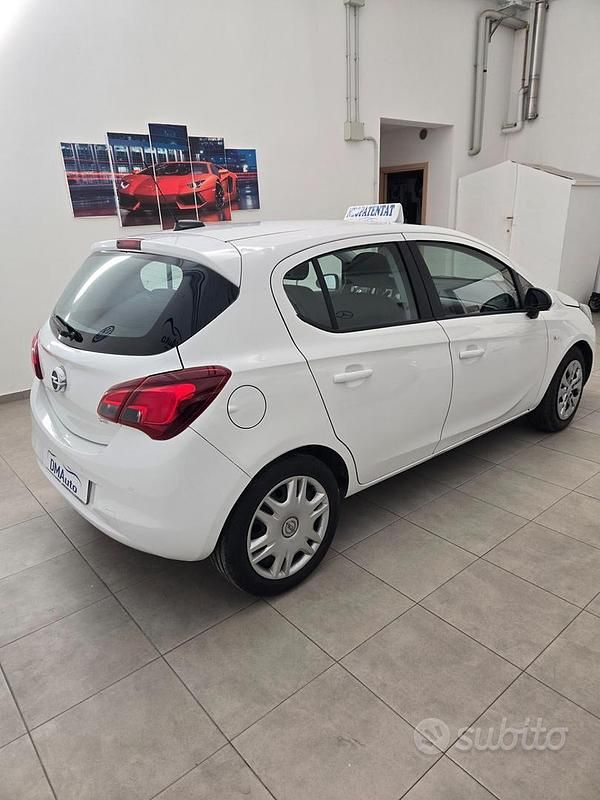 Usata Opel Corsa Cosmo 69 CV (50 kW) 2018 Bianco Utilitaria