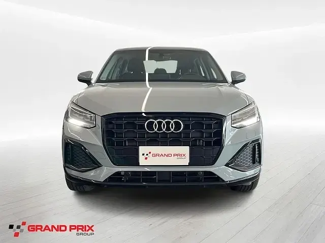 Usata Audi Q2 Admired 116 CV (85 kW) 2023 Grigio SUV