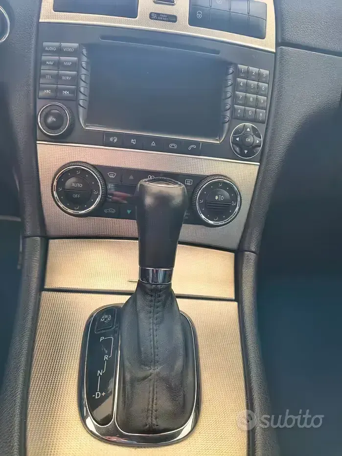 Usata Mercedes CLK320 Avantgarde 224 CV (164 kW) 2008 Nero Coupé