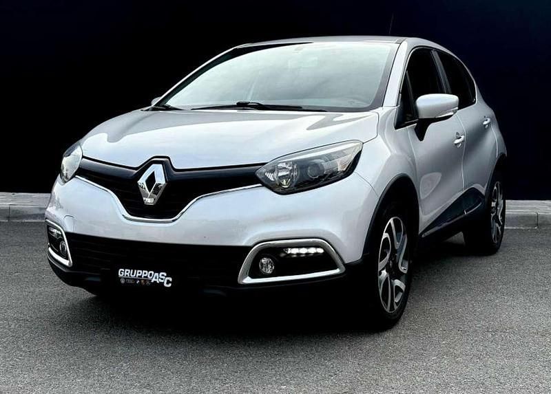 Usata Renault Captur 90 CV (66 kW) 2013 Argento SUV