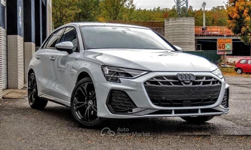 Nuova Audi A3 S-Line 150 CV (110 kW) 2025 Bianco Berlina