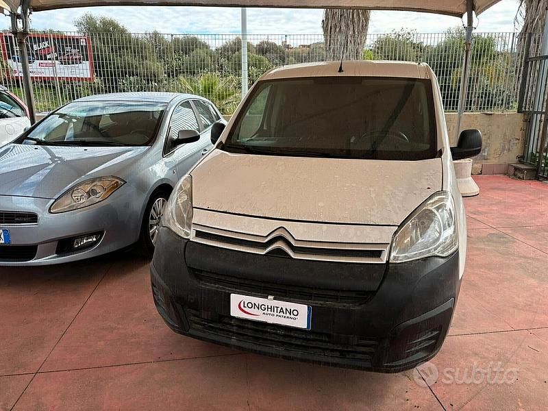 Usata Citroën Berlingo Feel 99 CV (72 kW) 2017 Bianco Monovolume