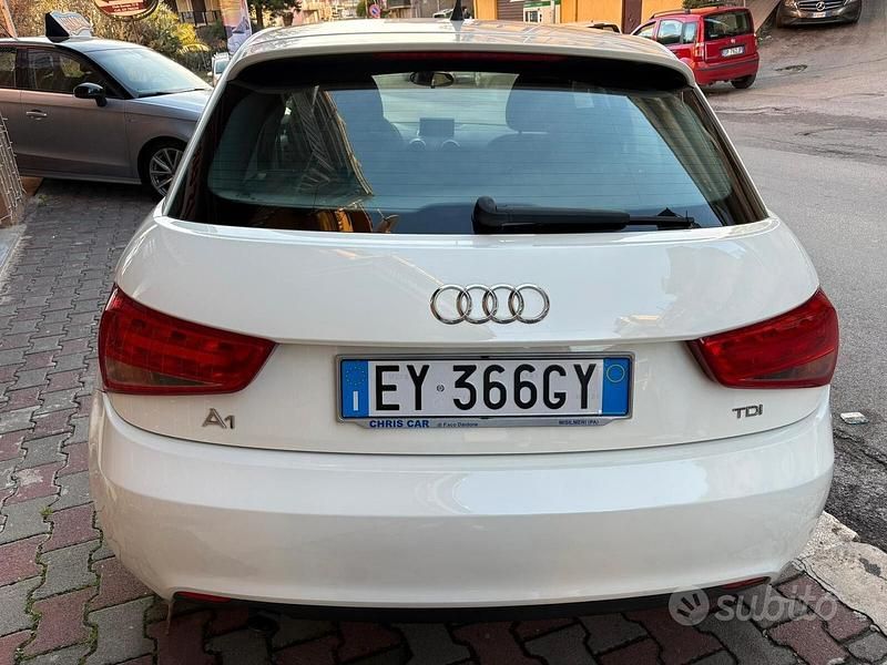 Usata Audi A1 Attraction 90 CV (66 kW) 2015 Bianco Utilitaria