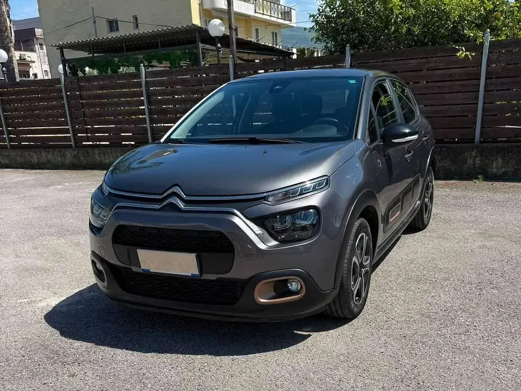 Usata Citroën C3 102 CV (75 kW) 2023 Grigio Utilitaria