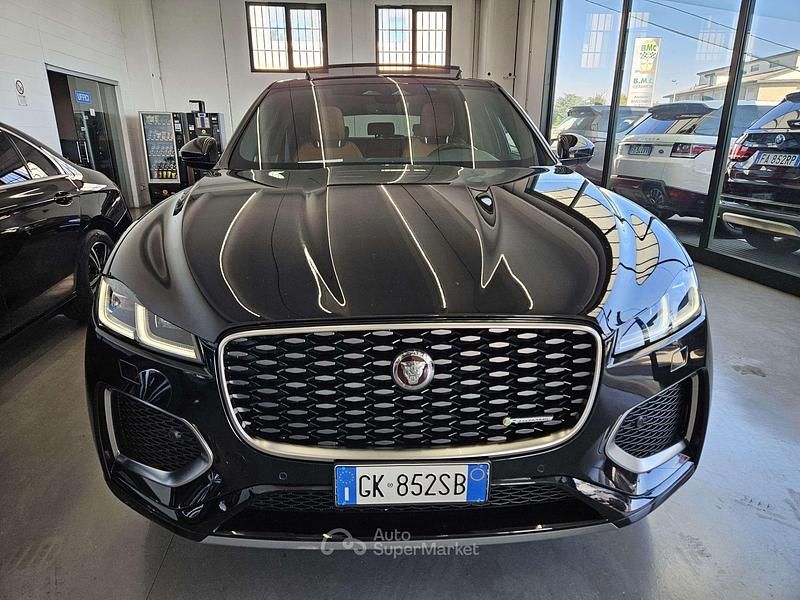 Usata Jaguar F-Pace R-Dynamic 204 CV (150 kW) 2022 Nero SUV
