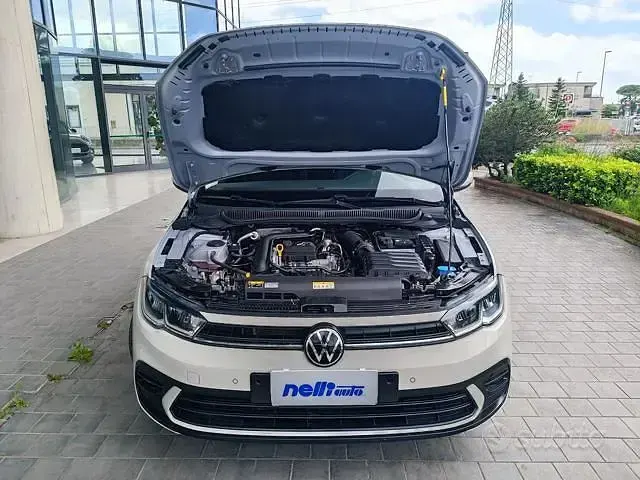 Usata VW Polo Life 95 CV (69 kW) 2023 Beige Utilitaria