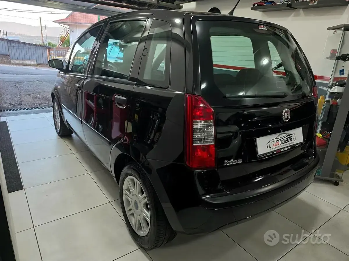Usata Fiat Idea 80 CV (58 kW) 2008 Nero Monovolume