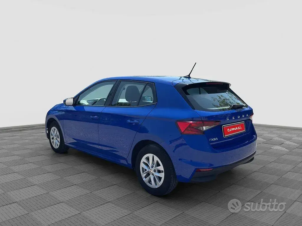 Usata Skoda Fabia Ambition 65 CV (47 kW) 2023 Bluazzurro Utilitaria