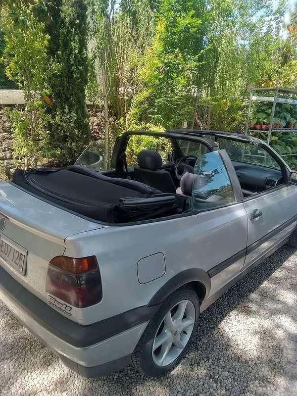 Usata VW Golf Cabriolet 90 CV (66 kW) 1994 Argento Cabrio