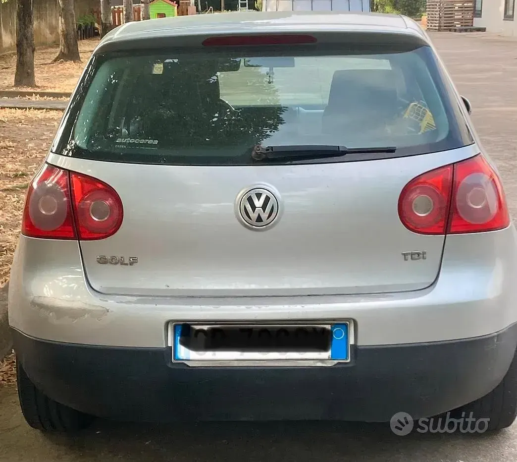 Usata VW Golf IV 90 CV (66 kW) 2004 Grigio Berlina