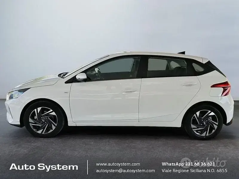 Usata Hyundai i20 101 CV (74 kW) 2021 Bianco Utilitaria