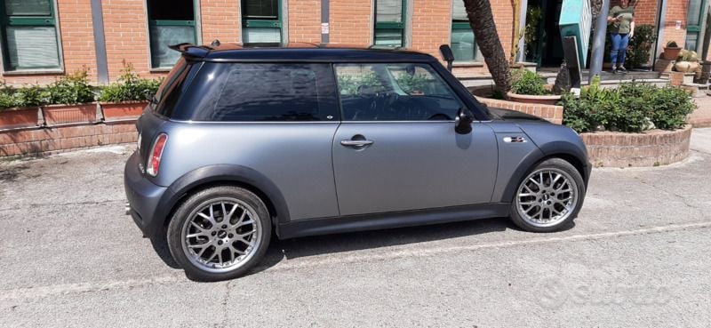Usata Mini Cooper S 163 CV (119 kW) 2002 Grigio Utilitaria