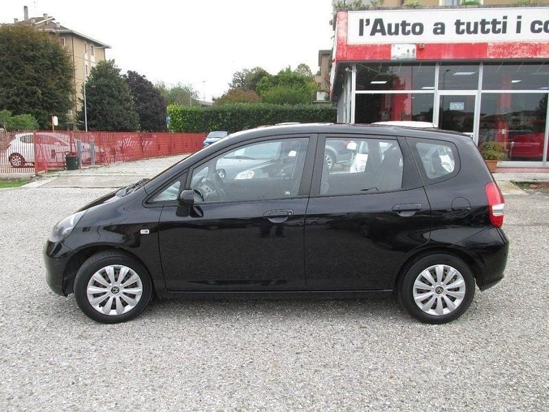 Usata Honda Jazz 77 CV (56 kW) 2008 Nero Utilitaria