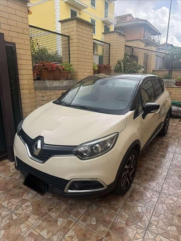 Usata 2017 Renault Captur SUV | 8590 € (Ottimo prezzo) - Immagine 1/4