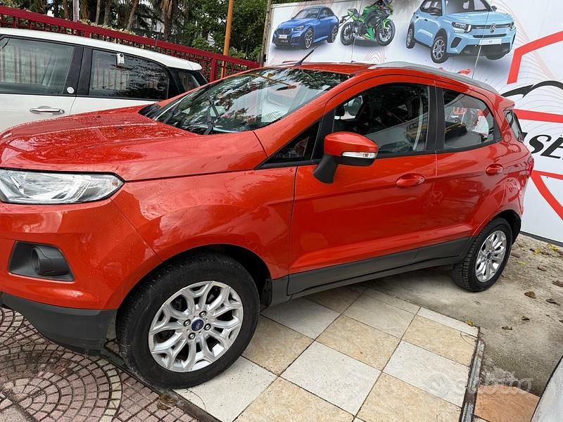 Usata Ford Ecosport Titanium 125 CV (91 kW) 2015 Arancione SUV