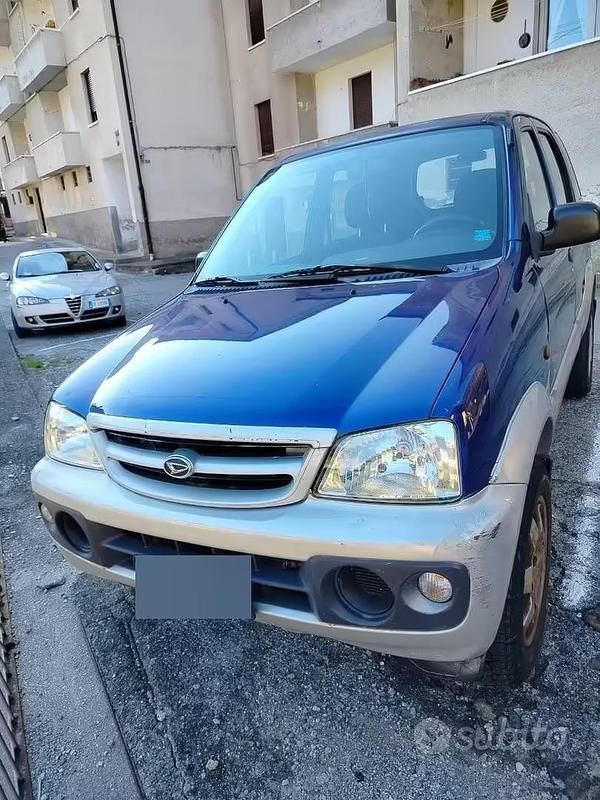 Usata Daihatsu Terios 2005 Blu SUV