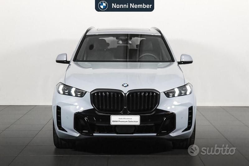 Usata BMW X5 Comfort Edition 297 CV (218 kW) 2024 Grigio SUV