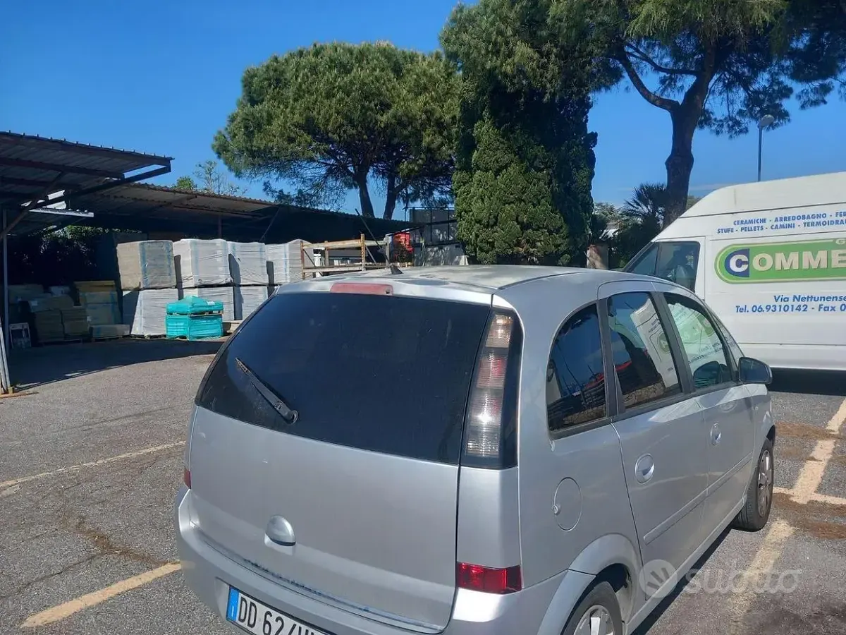 Usata Opel Meriva 75 CV (55 kW) 2006 Grigio Monovolume