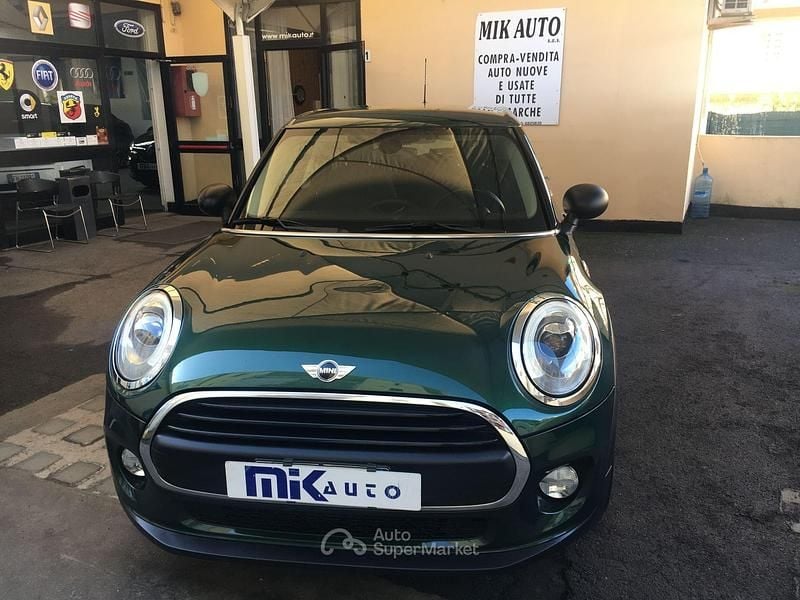 Usata Mini ONE 75 CV (55 kW) 2015 Inglese Utilitaria