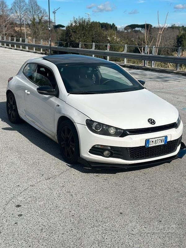 Usata VW Scirocco R-line 160 CV (117 kW) 2012 Bianco Coupé