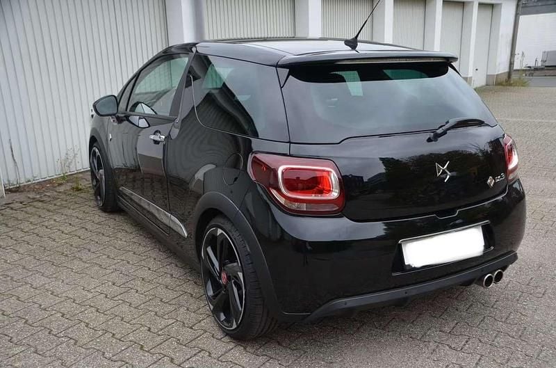 Usata DS Automobiles DS3 Performance 208 CV (152 kW) 2018 Nero Berlina