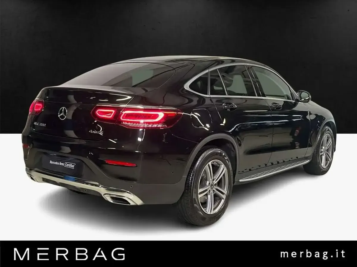 Usata Mercedes GLC200 197 CV (144 kW) 2023 Grigio SUV