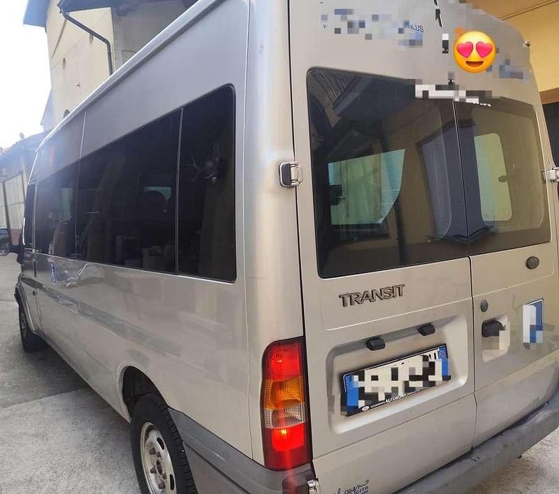 Usata Ford Transit 131 CV (96 kW) 2005 Argento Furgone
