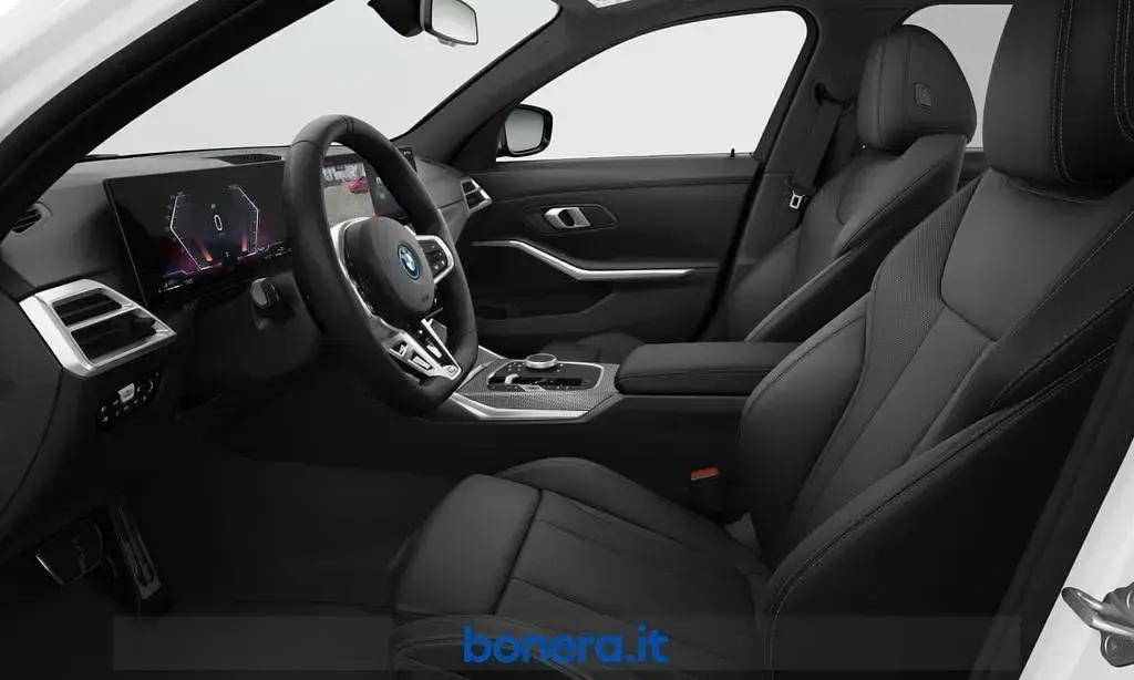 Nuova BMW 330e M Sport 292 CV (214 kW) 2026 Bianco Station wagon