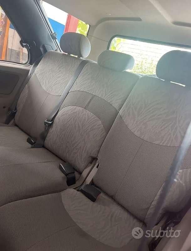 Usata Land Rover Freelander 103 CV (75 kW) 2003 SUV