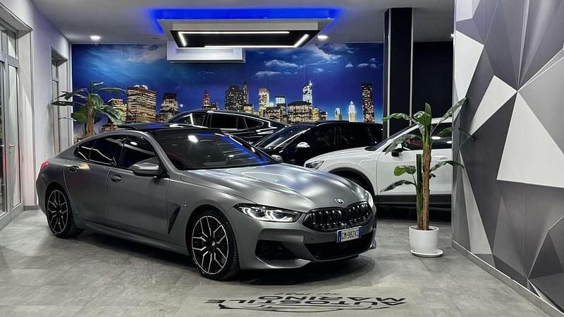 Grigio Usata 2023 BMW 840 Coupé | 56.500 € (Ottimo prezzo) - Immagine 1/4
