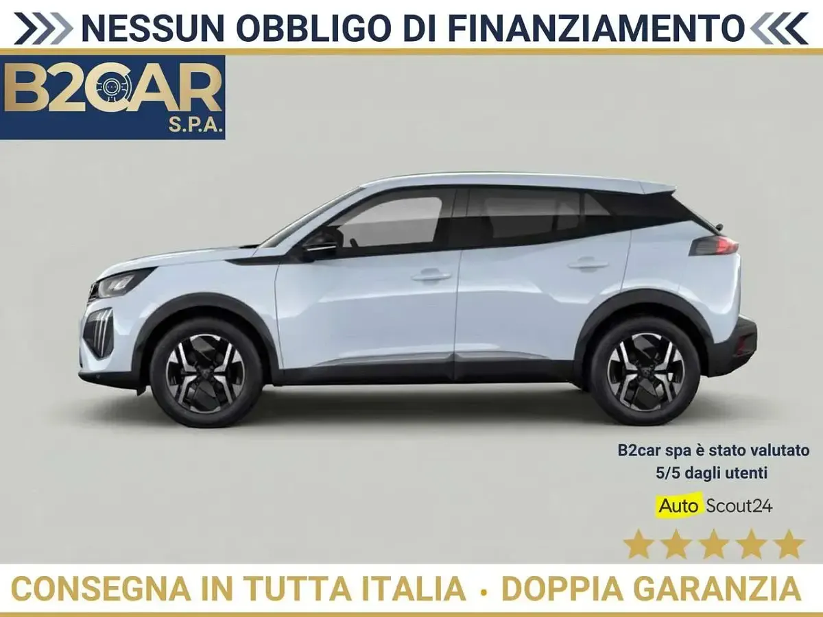 Usata Peugeot e-2008 Allure 114 kW (156 CV) 2025 Bianco SUV
