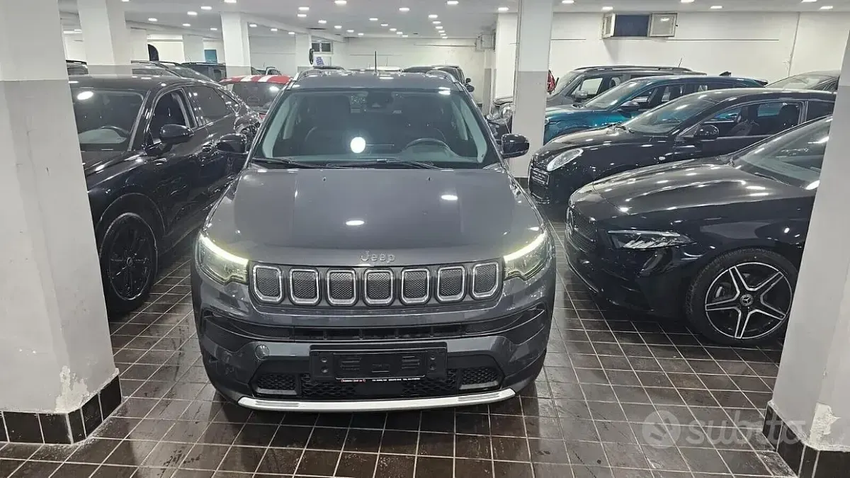 Usata Jeep Compass Limited 131 CV (96 kW) 2023 Grigio SUV