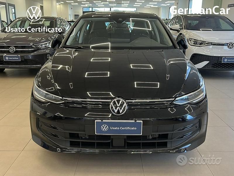Usata VW Golf VIII Life 115 CV (84 kW) 2025 Nero Berlina