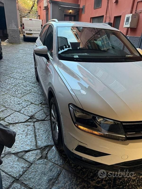 Usata VW Tiguan 150 CV (110 kW) 2019 Bianco SUV