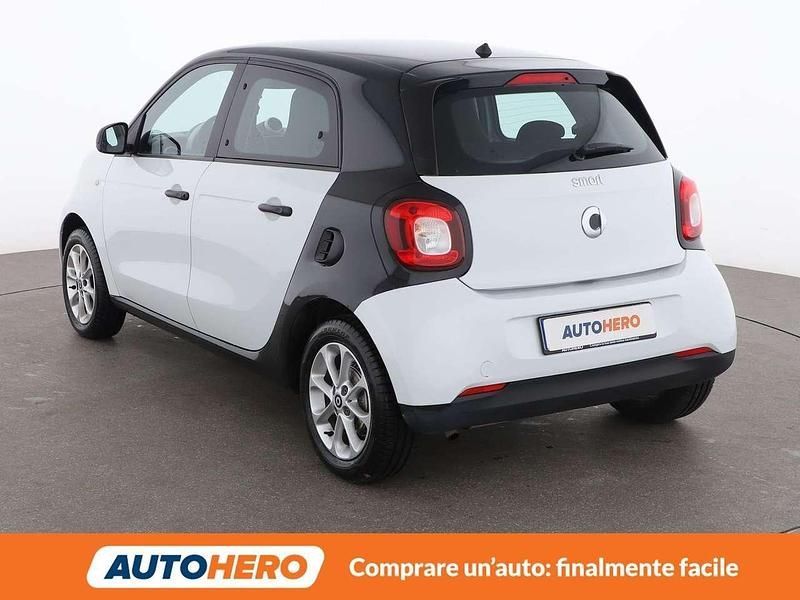Usata Smart ForFour 71 CV (52 kW) 2017 Bianco Utilitaria