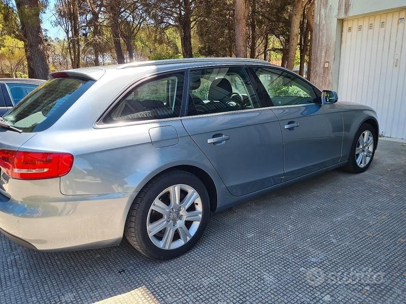 Usata Audi A4 143 CV (105 kW) 2010 Grigio Station wagon