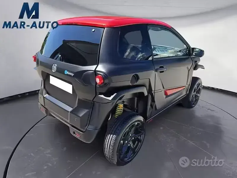 Nuova Aixam e-Scouty 2025 Berlina