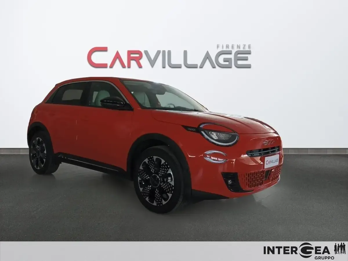Usata Fiat 600 La Prima 61 kW (84 CV) 2024 Arancione SUV