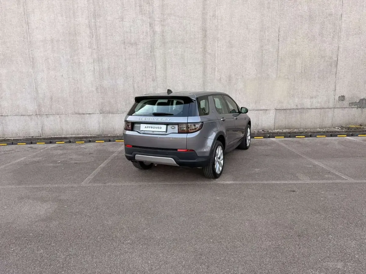 Usata Land Rover Discovery Sport SE 163 CV (119 kW) 2022 Eiger grey SUV