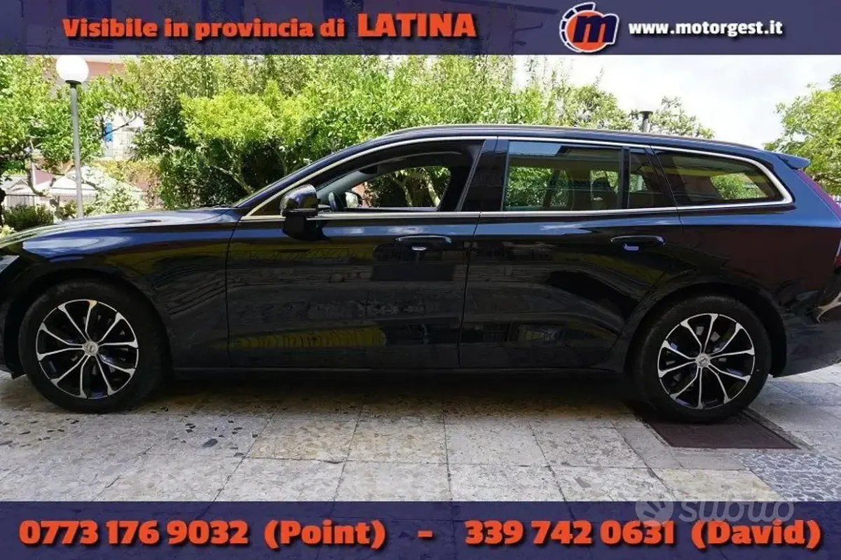 Usata Volvo V60 Business Edition 150 CV (110 kW) 2020 Nero Station wagon