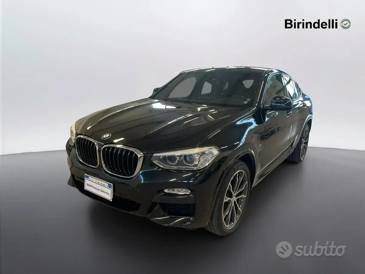 Usata BMW X4 M Sport 190 CV (139 kW) 2019 Black sapphire metallizzato SUV