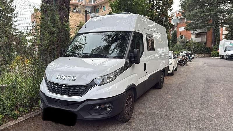 Usata Iveco Daily 204 CV (150 kW) 2024 Bianco Furgone