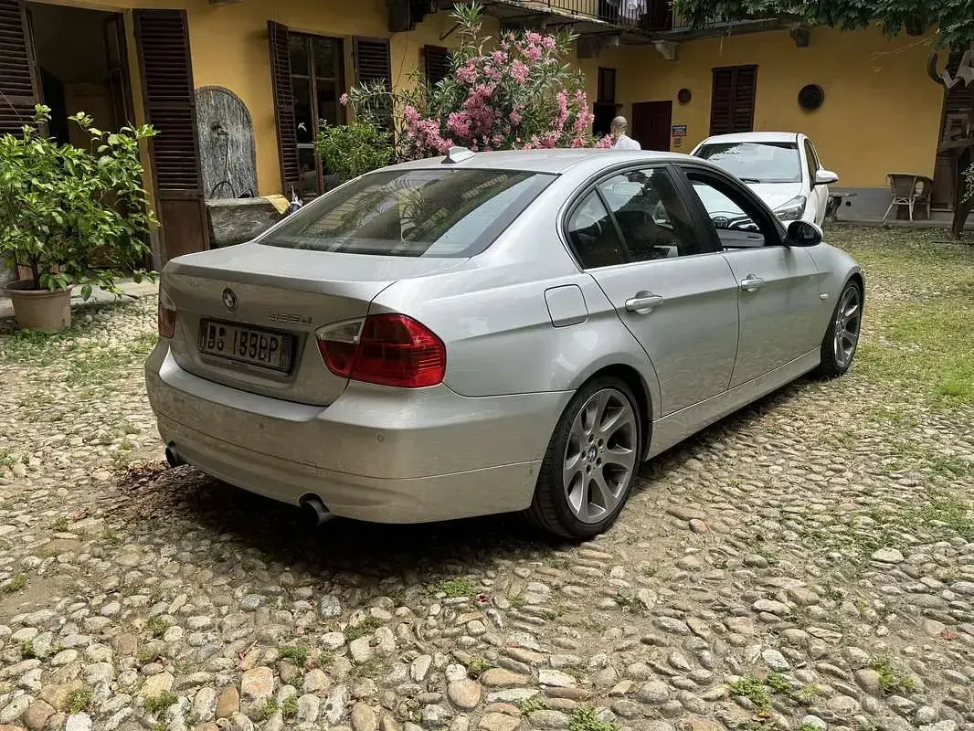 Usata BMW 335 286 CV (210 kW) 2007 Grigio Berlina