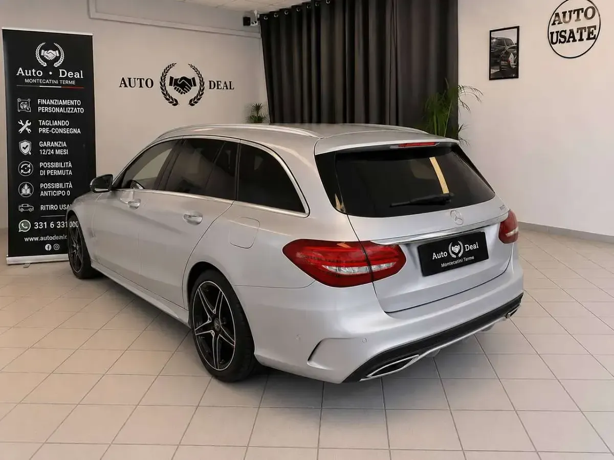 Usata Mercedes C220 AMG line 170 CV (125 kW) 2018 Verde Station wagon