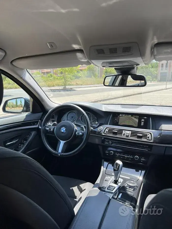 Usata BMW 520 Comfort Edition 190 CV (139 kW) 2016 Grigio Station wagon