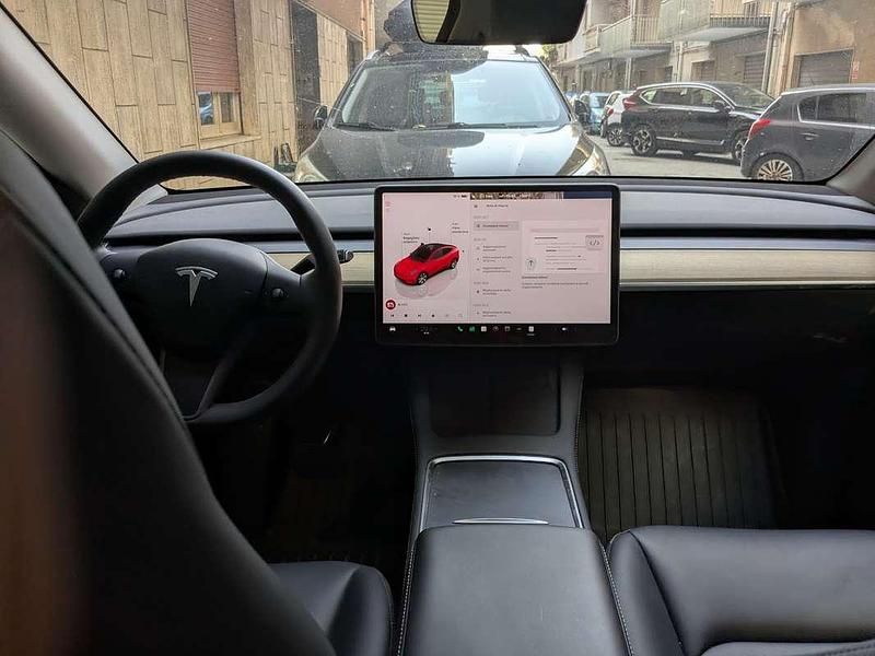 Usata Tesla Model Y RWD 88 kW (120 CV) 2022 Bianco SUV